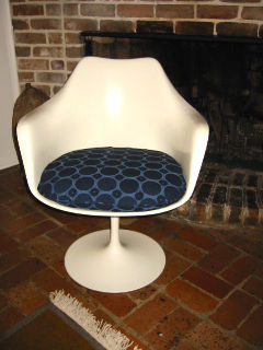 Tulip Chair with Knoll Gibson Upholstery Fabric